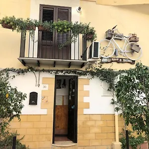Panzió Bahalara, Palermo